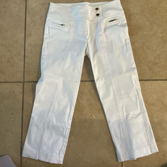 Cache White Capri 4R Y2K - Picture 1 of 5